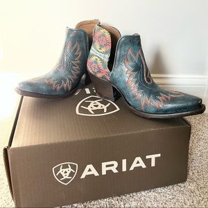 Ariat Pendleton Turquoise Booties